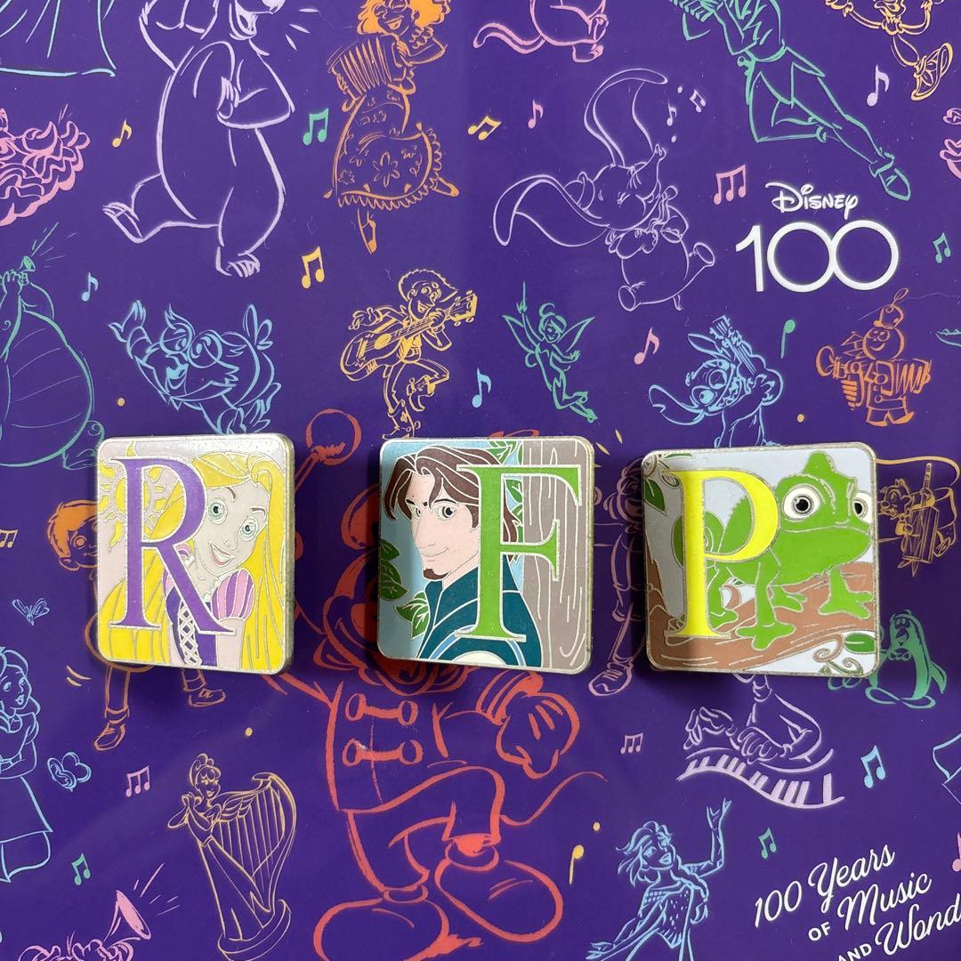 ラプンツェル　パスカル　ユージーン　ピンバッジ　アルファベット　ピントレ