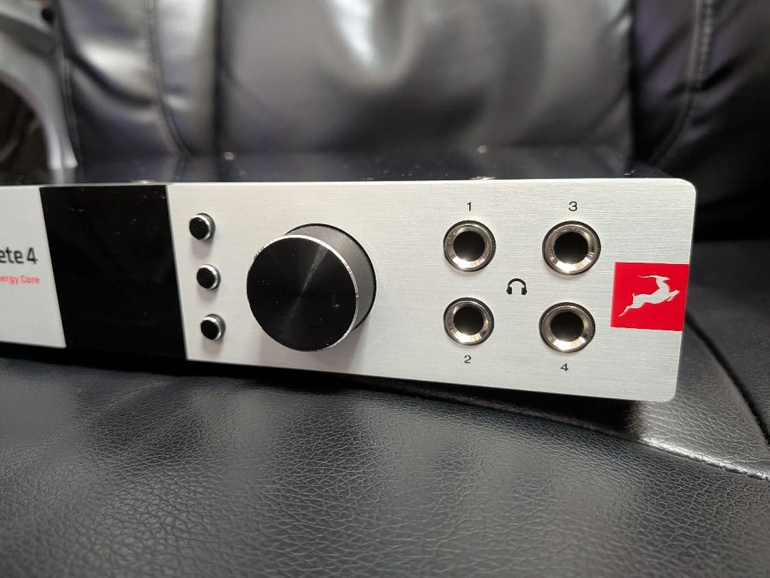 DTM・DAW Discrete 4 Pro Synergy Core