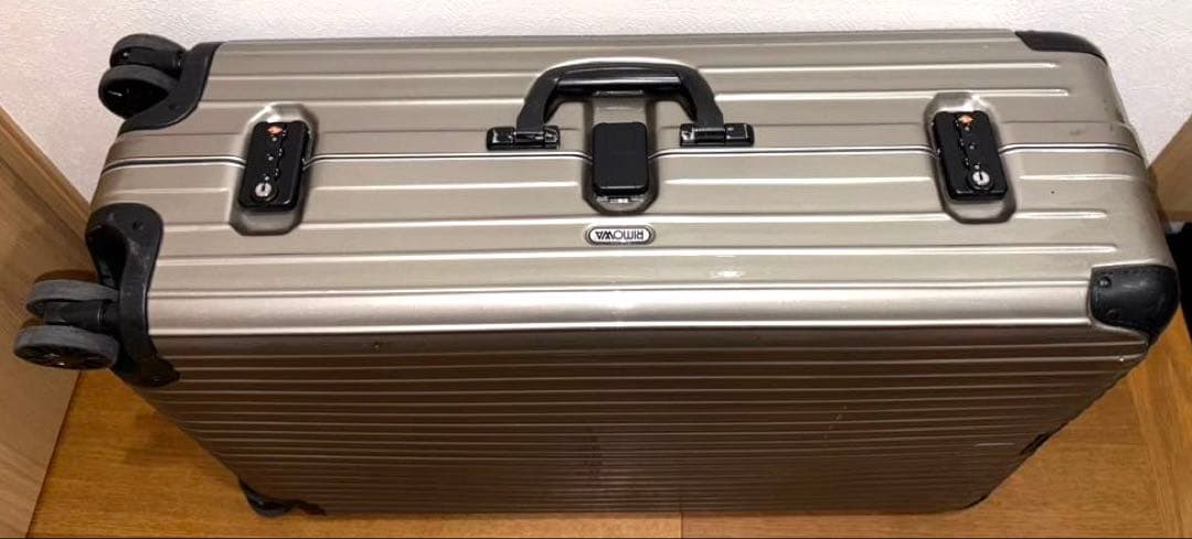 RIMOWAリモワ キャリーバッグ 4輪 ポリカーボネート