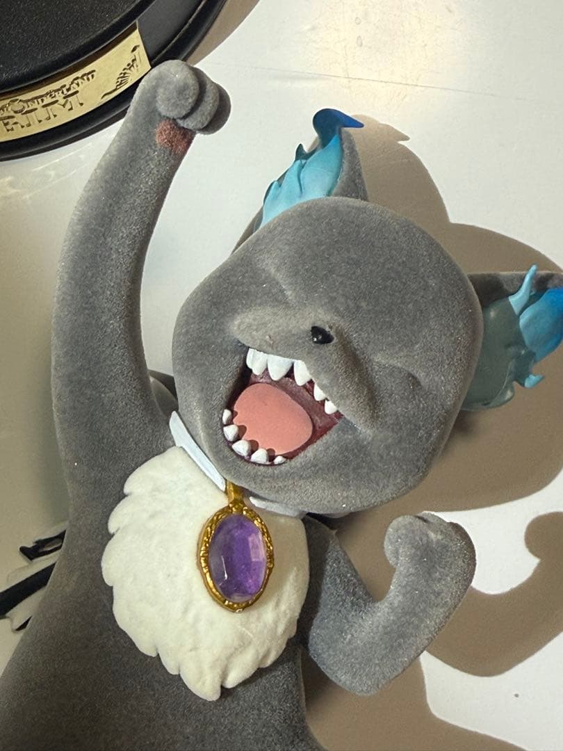 ツイステッドワンダーランド 2022年 グリム フロッキーフィギュア