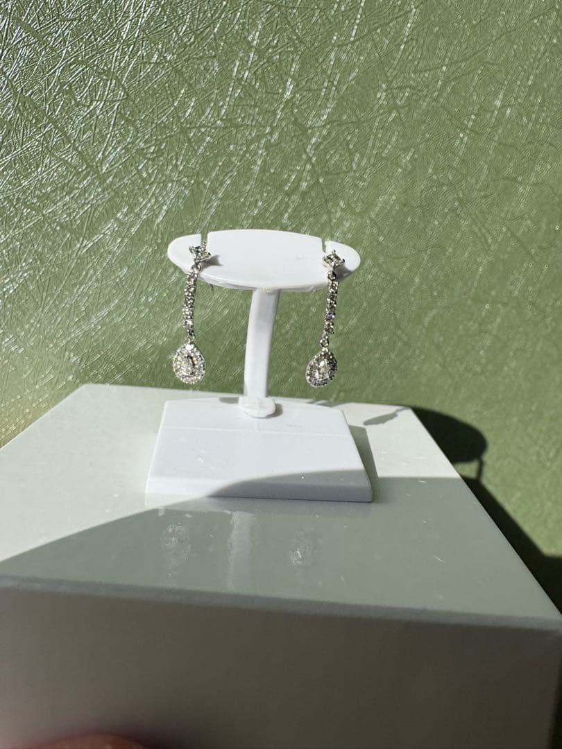 ダイヤモンド ピアス プラチナ