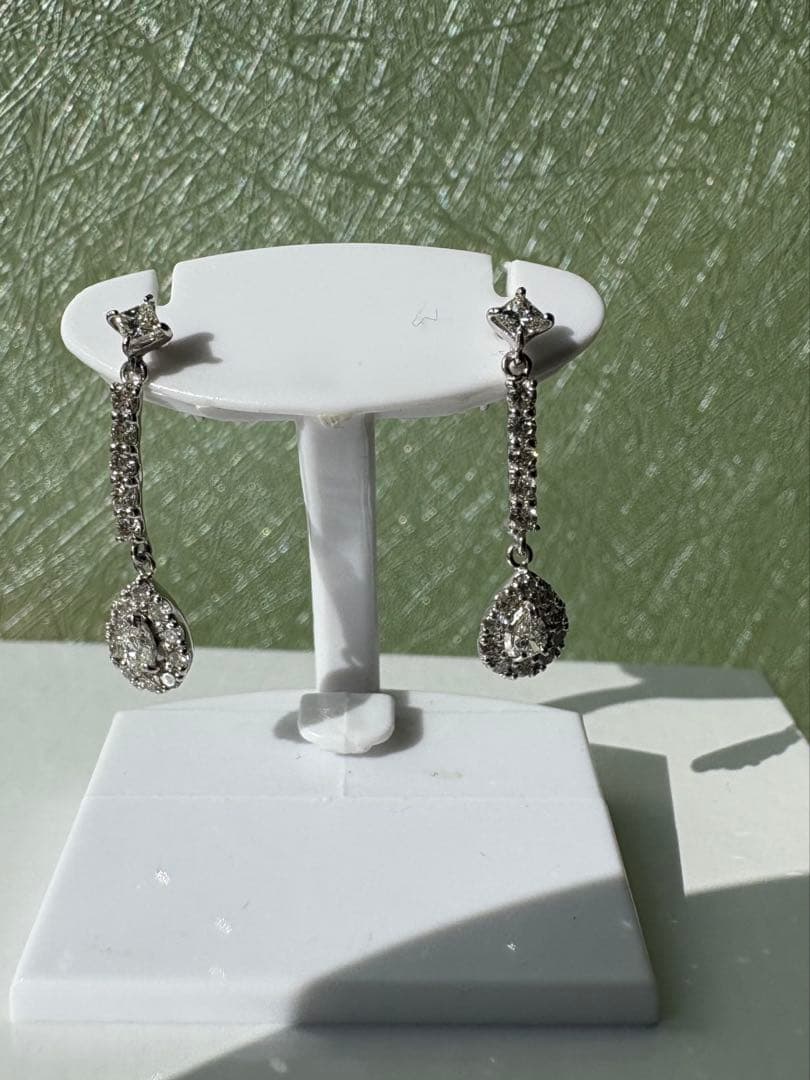 ダイヤモンド ピアス プラチナ