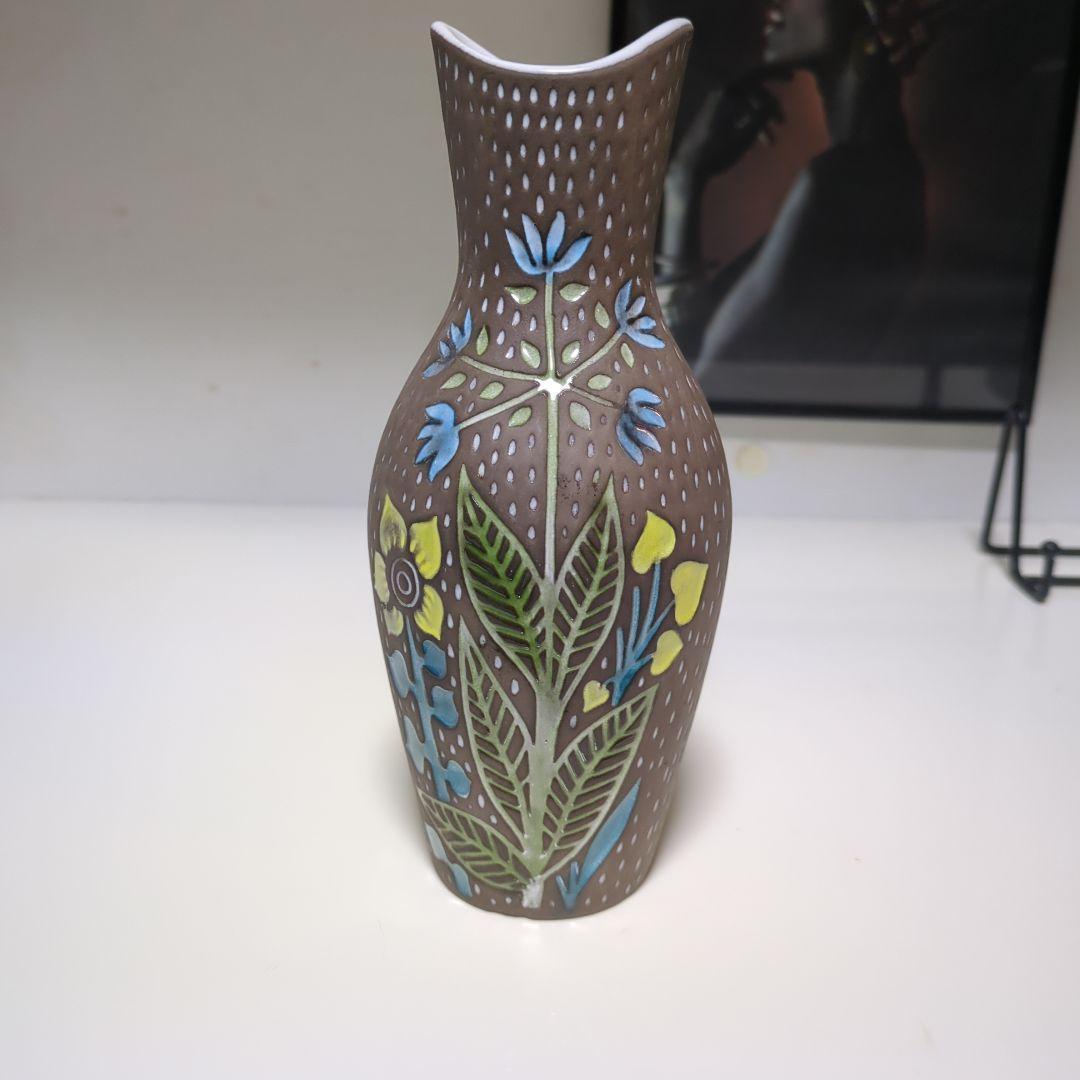 ウプサラエグビー（マリシムリソン）花瓶