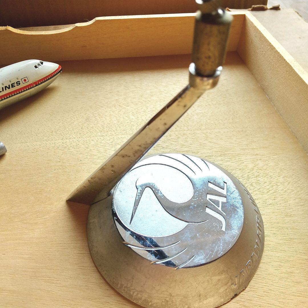 【希少】飛行機模　JAL 8101　鶴マーク　メタル台座付き