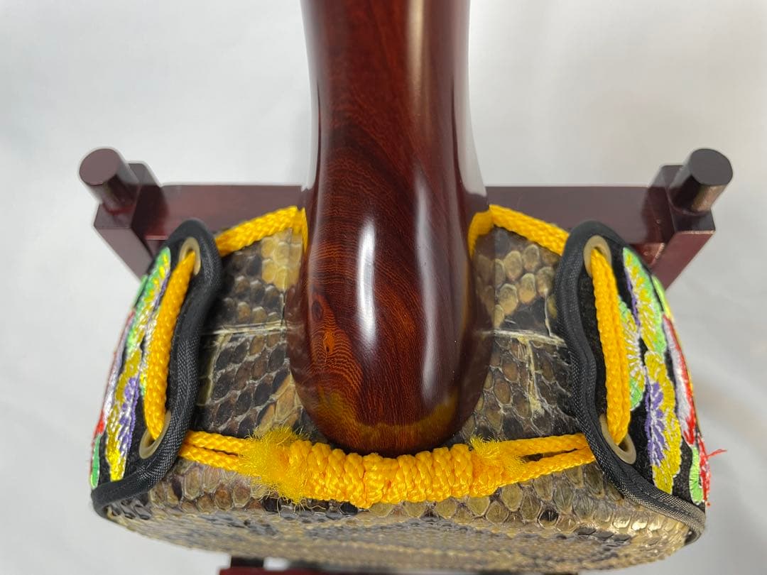 沖縄三線 宮古木工芸 本皮1枚張り 極上パドック棹