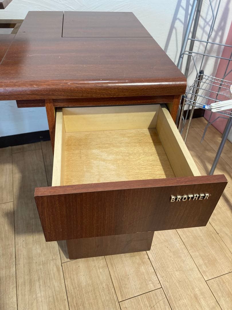 ブラザー工業　ミシン台　　昭和レトロ