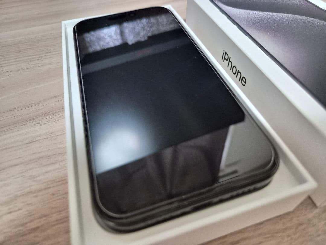 【大特価】iPhone15pro 256GB simフリー