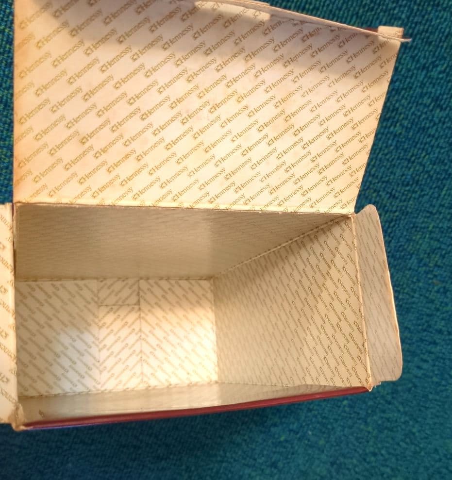 ヘネシー XO コニャック　金キャップ　グリーンボトル　２本セット