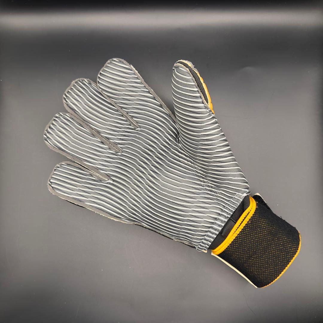 アディダス プレデター (Climaproof) 9号