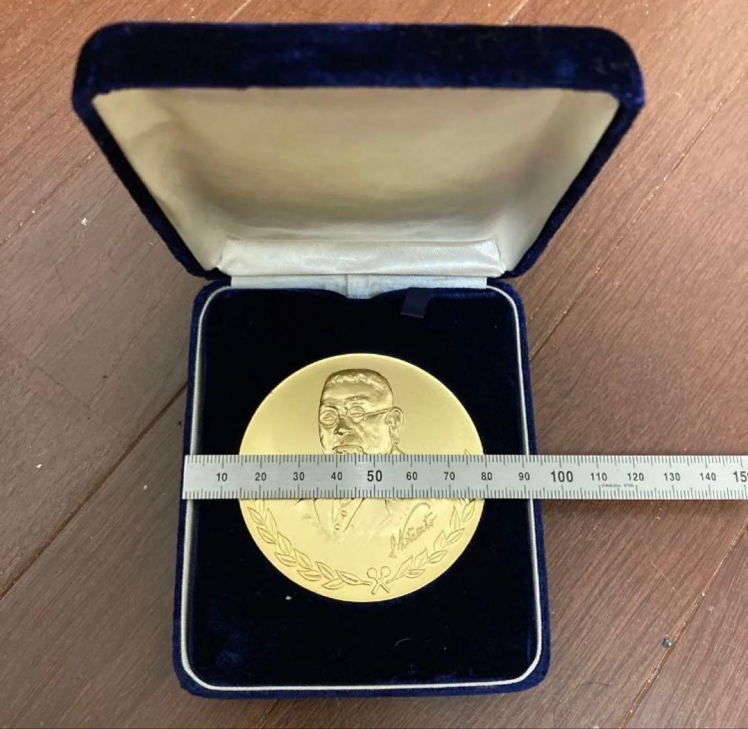 北里研究所　北里大学　竣工記念　金　メダル ケース付き　昭和55年10月25日