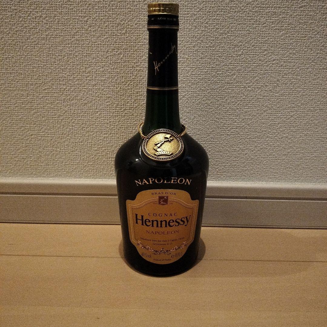 ヘネシー　ナポレオン 700ml ブランデー