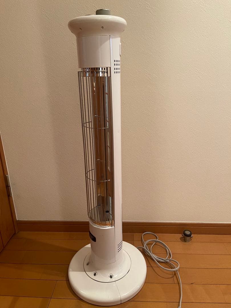 Aladdin 遠赤グラファイトヒーター　CAH-1G9Bホワイト 2021年製