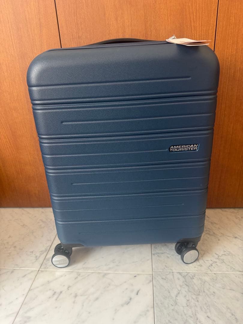新品　アメリカンツーリスター　キャリーケース 機内持ち込み可　スピナー　55