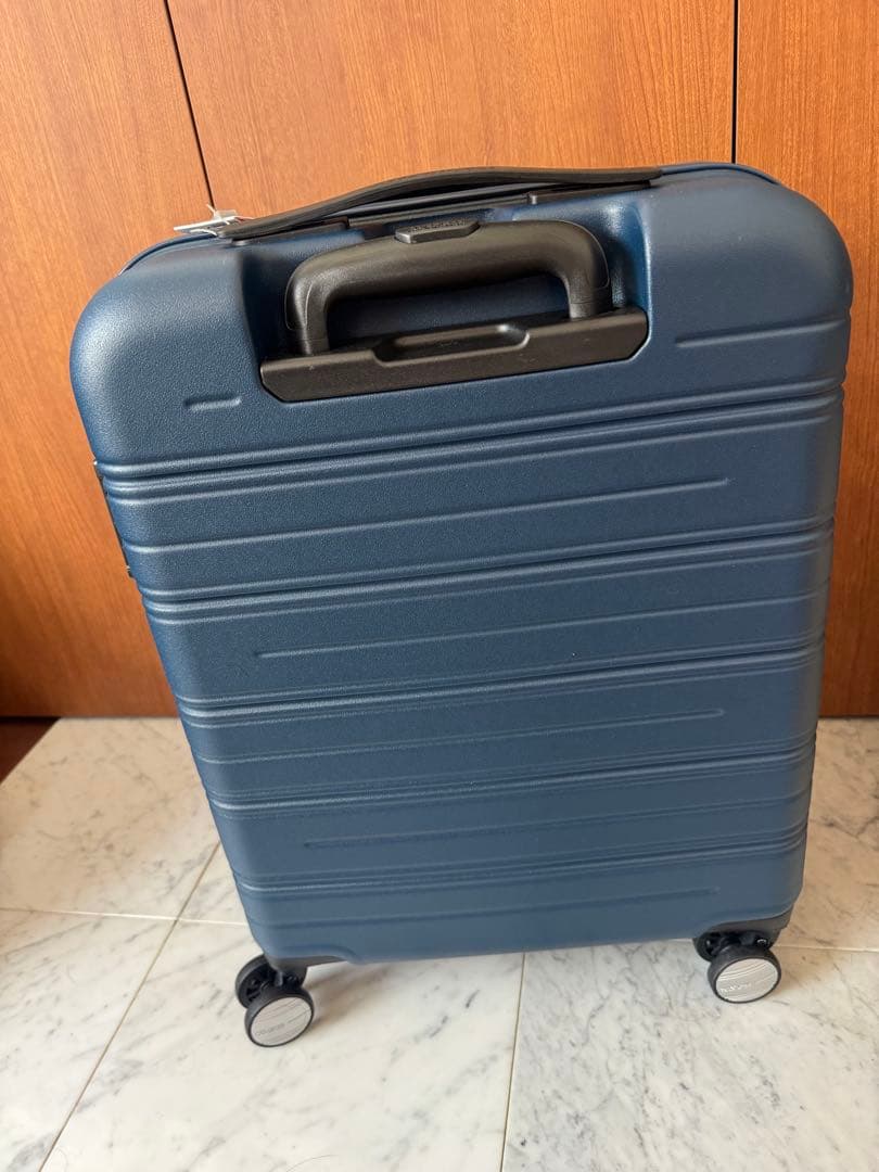 新品　アメリカンツーリスター　キャリーケース 機内持ち込み可　スピナー　55