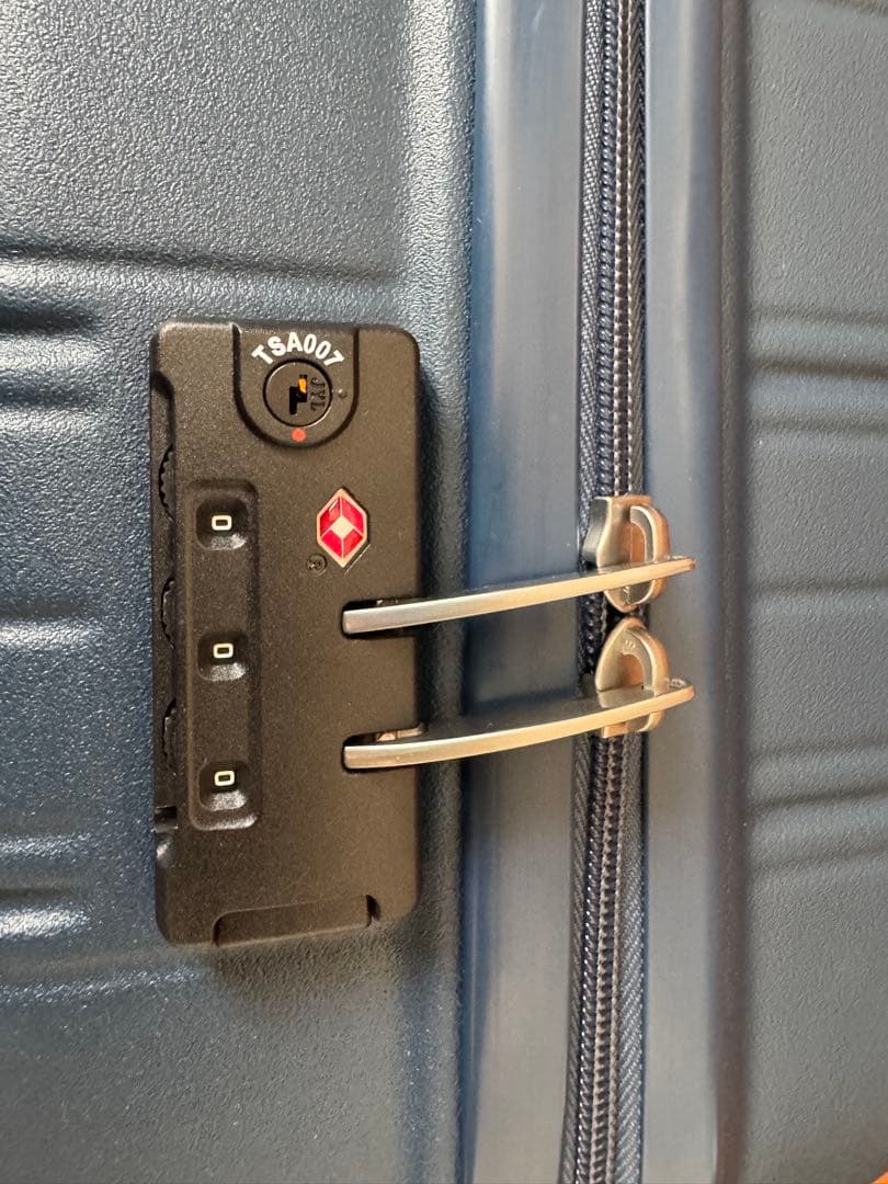 新品　アメリカンツーリスター　キャリーケース 機内持ち込み可　スピナー　55