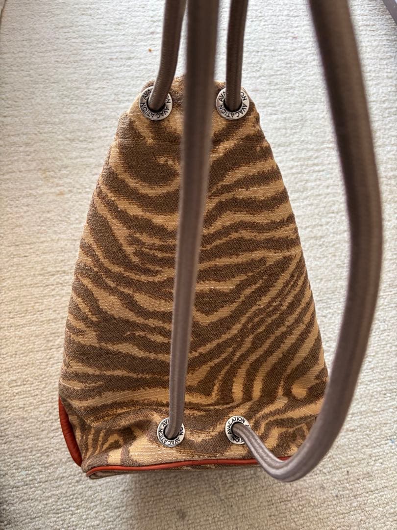 A vacation アヴァケーション　リュック