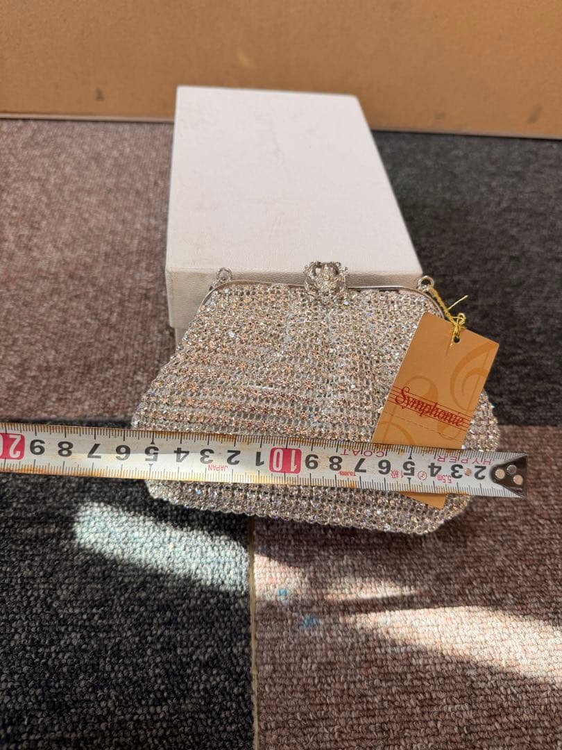 新品未使用 Symphonie 高級ラインストーン パーティーバッグ シルバー