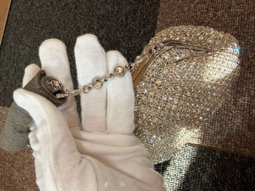 新品未使用 Symphonie 高級ラインストーン パーティーバッグ シルバー