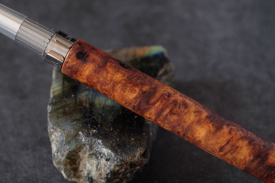 PG5木軸カスタム0225　高村杢工房 製図用シャープペンシル 花梨瘤紅白