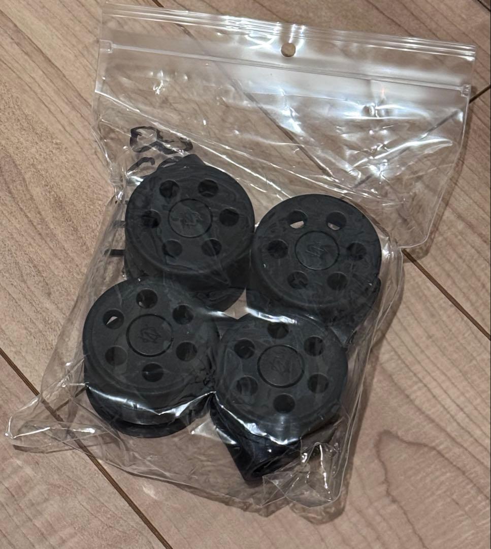 リモワ RIMOWA エッセンシャルキャビン用 ホイール 4個セット 黒