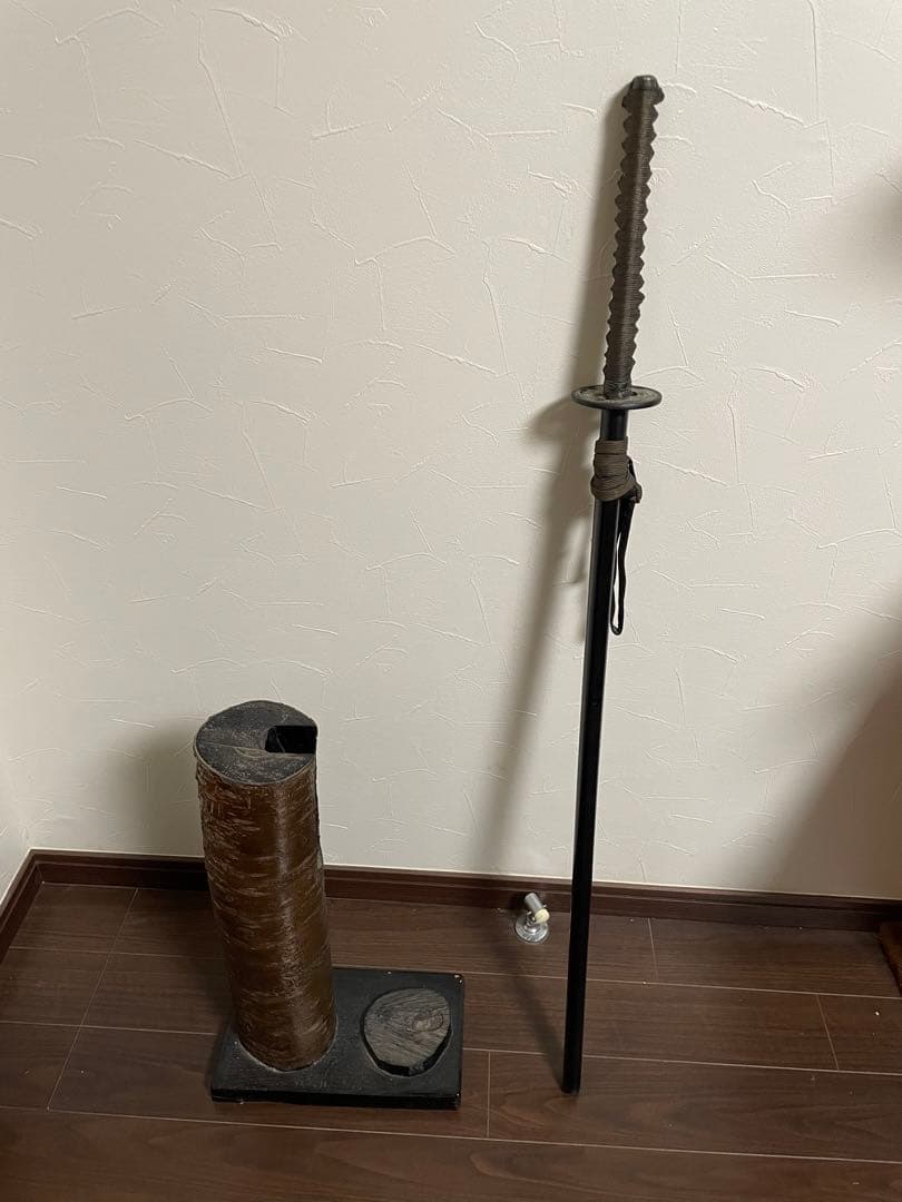 日本刀　模造刀　天然桜の太刀台