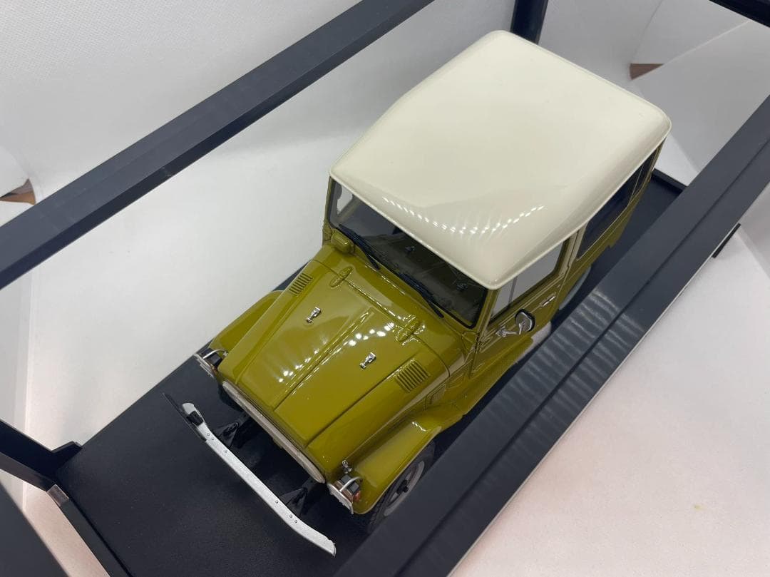Cult 1/18 トヨタ ランドクルーザー LAND CRUISER 40