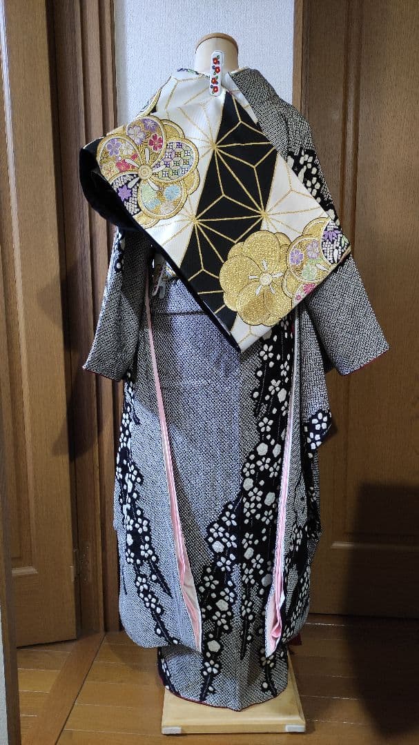 ❴香❵　振袖　フルセット　成人式　金糸　黒総絞り