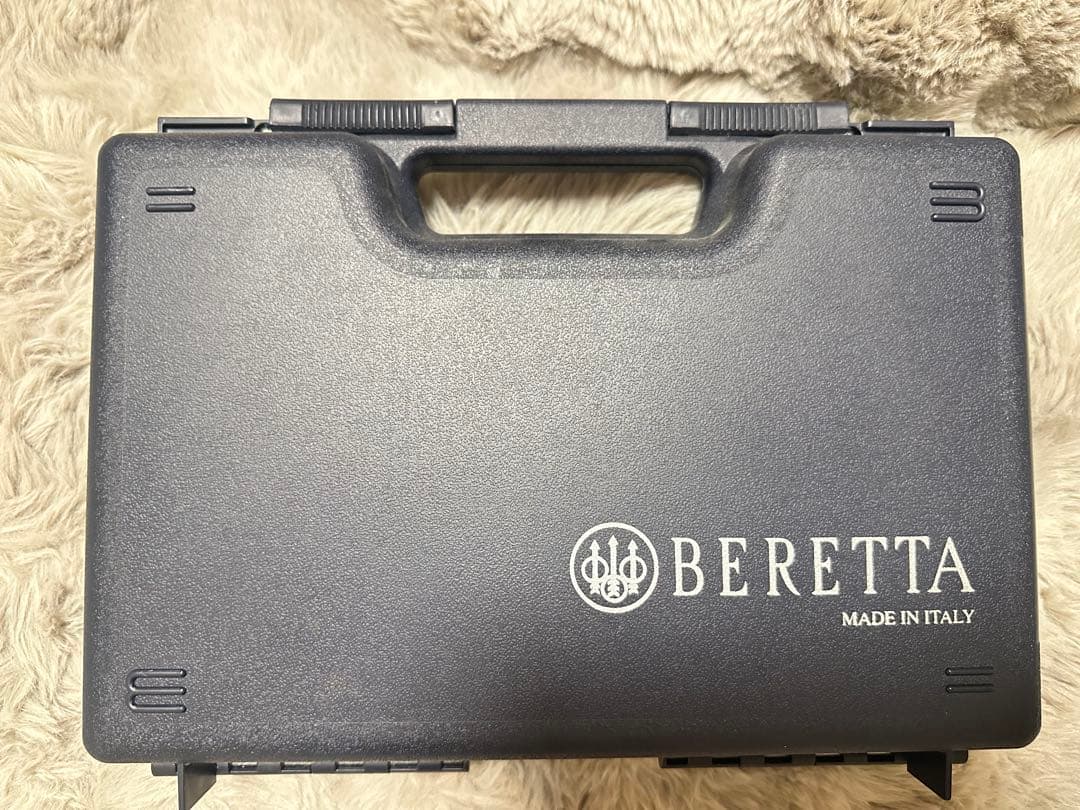 コルトガバメント 1911 クロームモデル