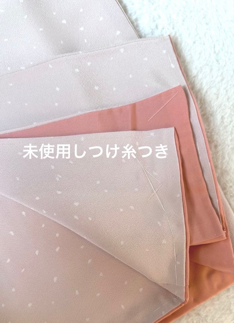 かわいい桜色　花びら舞い散る正絹　小紋