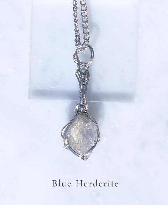 希少 ブルーヘルデライト ペンダントトップ◇