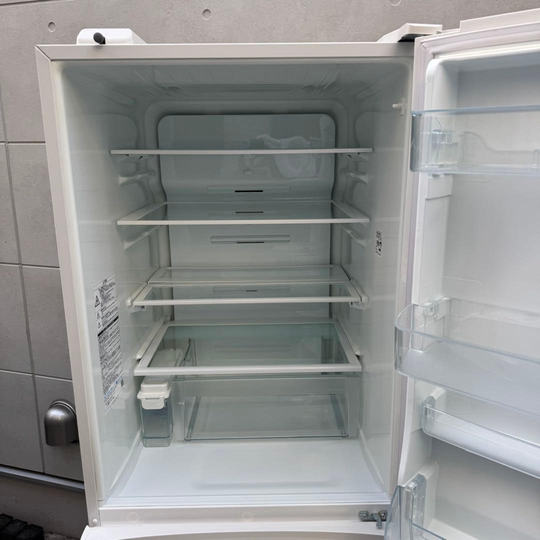 128⭐️2017年製美品★東芝冷蔵庫　自動製氷付き　ガラス扉大型5ドア　410L