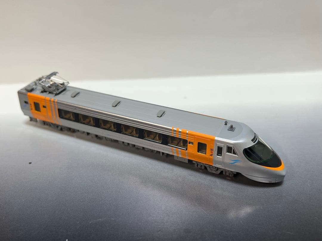 KATO JR四国8000系旧塗装5両+新塗装3両(動力2両付き)