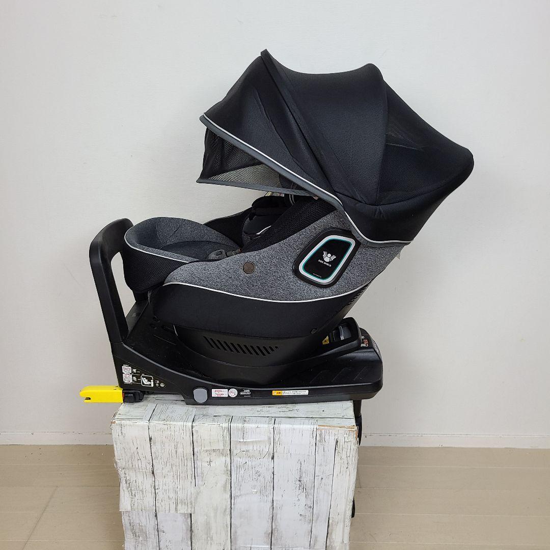 u*n様 極美品　チャイルドシート　 ISOFIX　ベッド型　ジュニアシート　ア