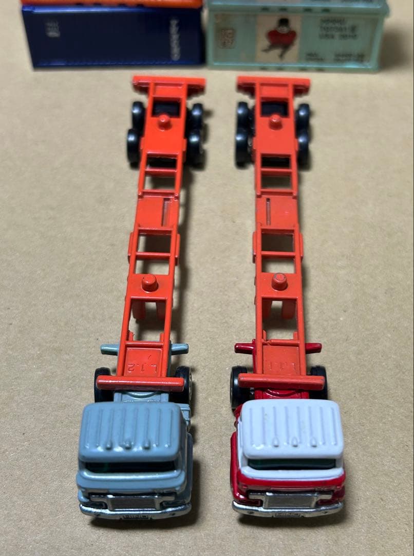 ロングトミカ 日野 海上コンテナ運搬車 2台セット