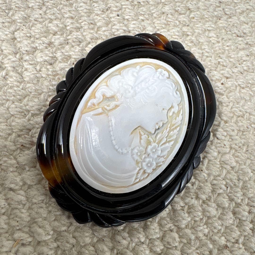 カメオ 鼈甲　K18 ブローチ　ビンテージ　アンティーク