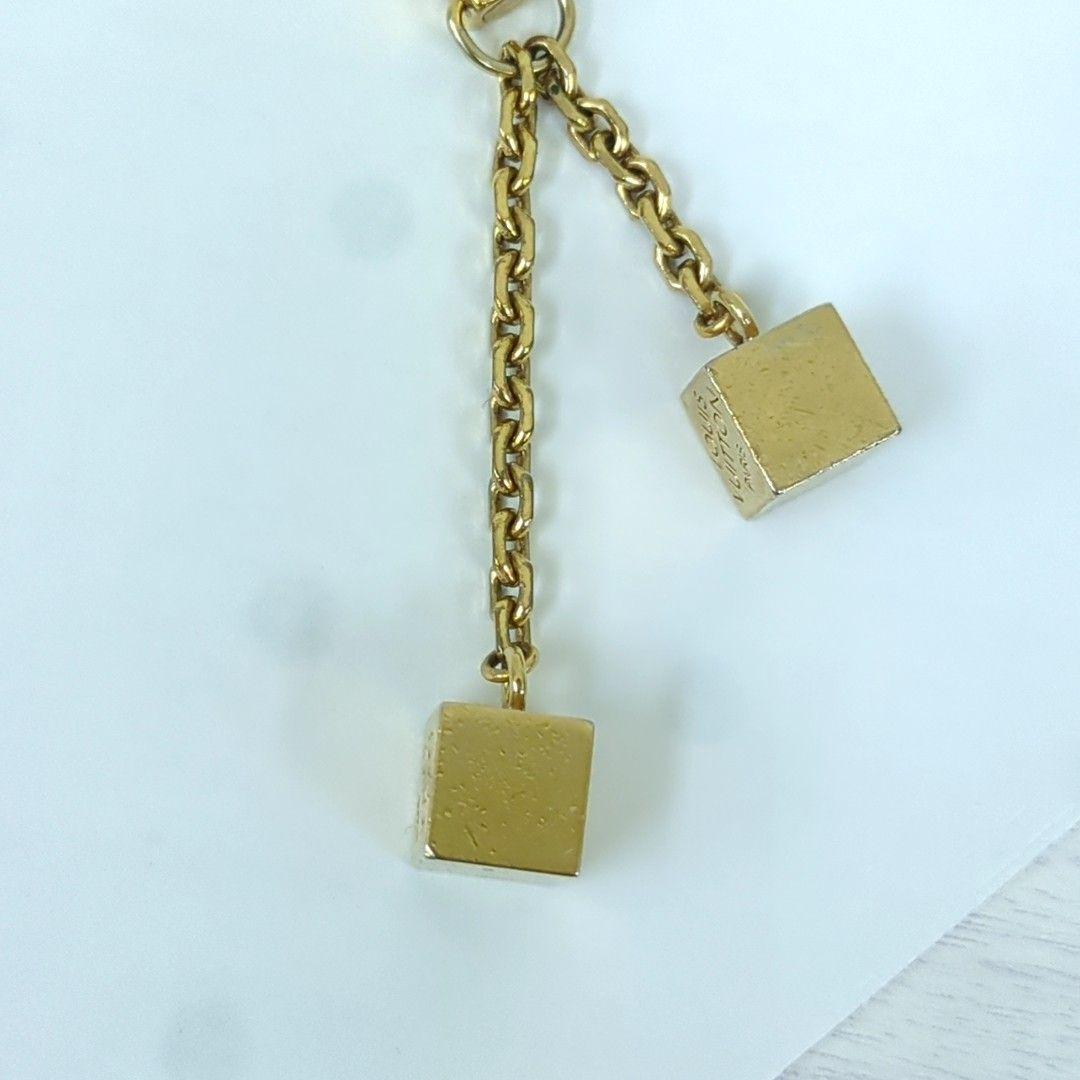 ルイヴィトン アクセソワール テレフォンヌ キューブ ストラップ ゴールド