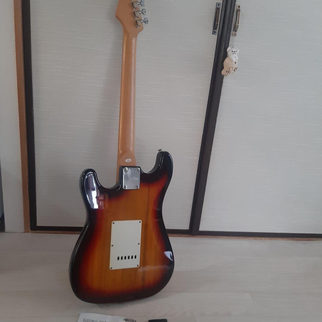 エレキギターST16とPG-10 ギター＆ベースアンプ