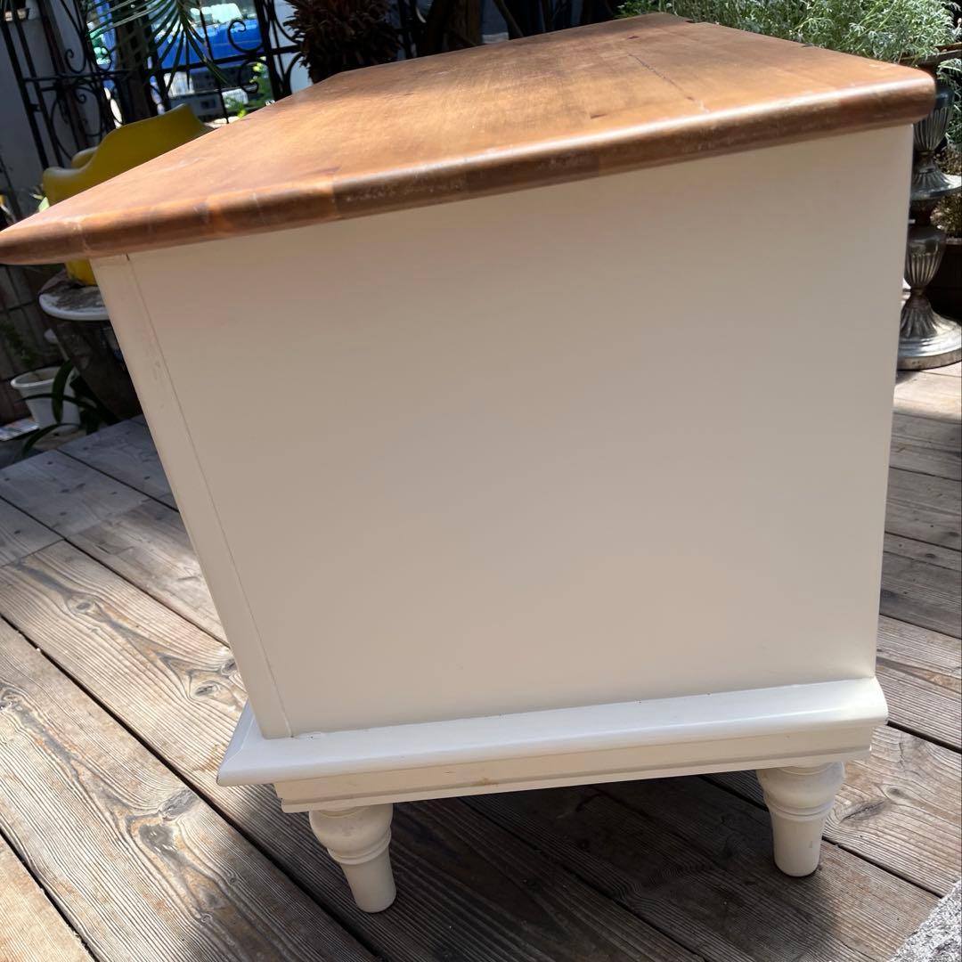 カントリー家具ホワイト木製テレビ台 ガラス扉付き