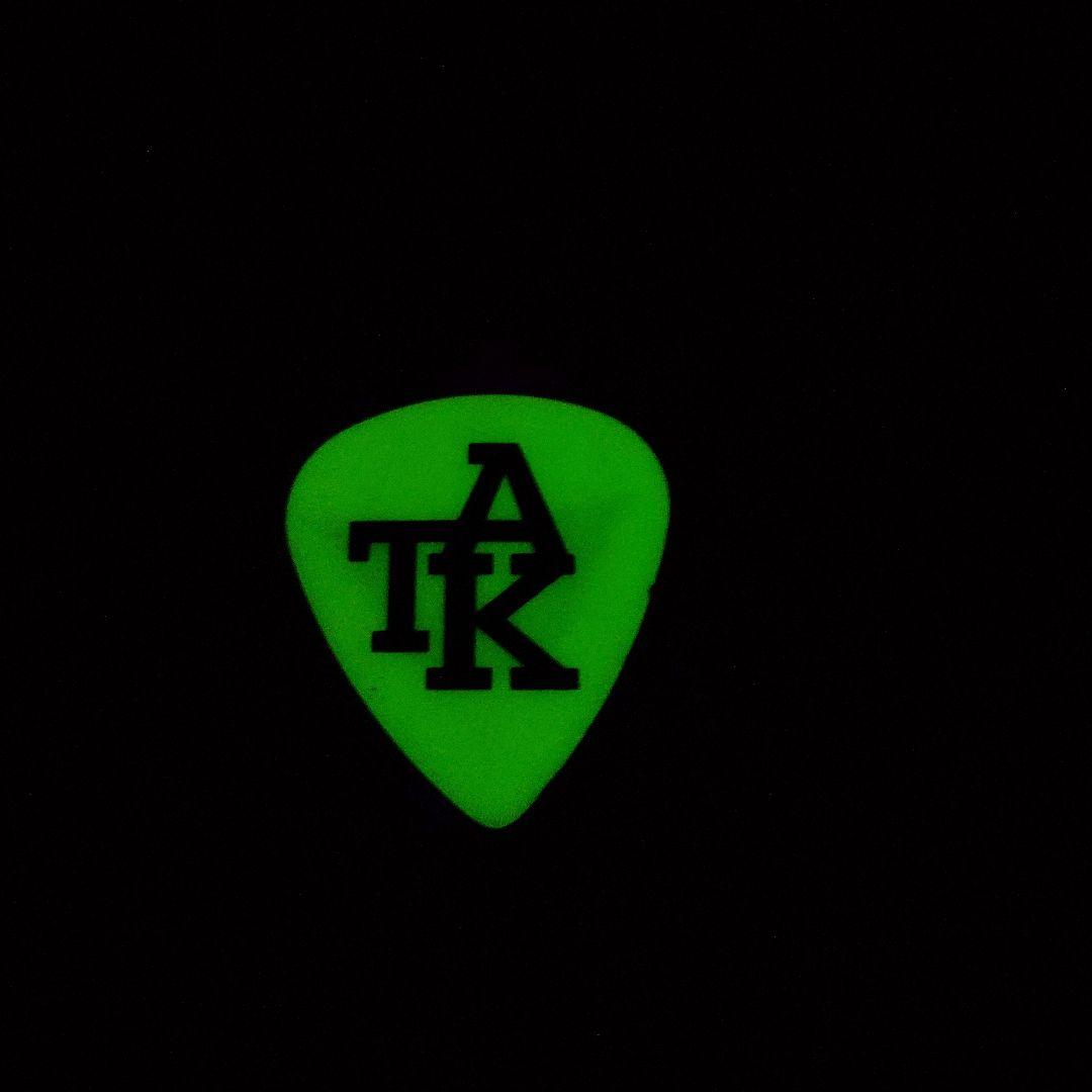 し*た様 B’z 松本孝弘 ギターピック