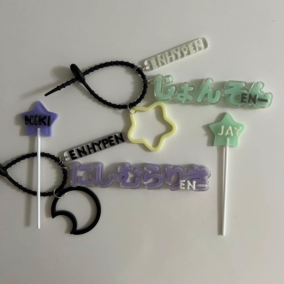 キーチェーントレカケース　レジン　トレカケース　デコ　オーダー　NCT  チソン