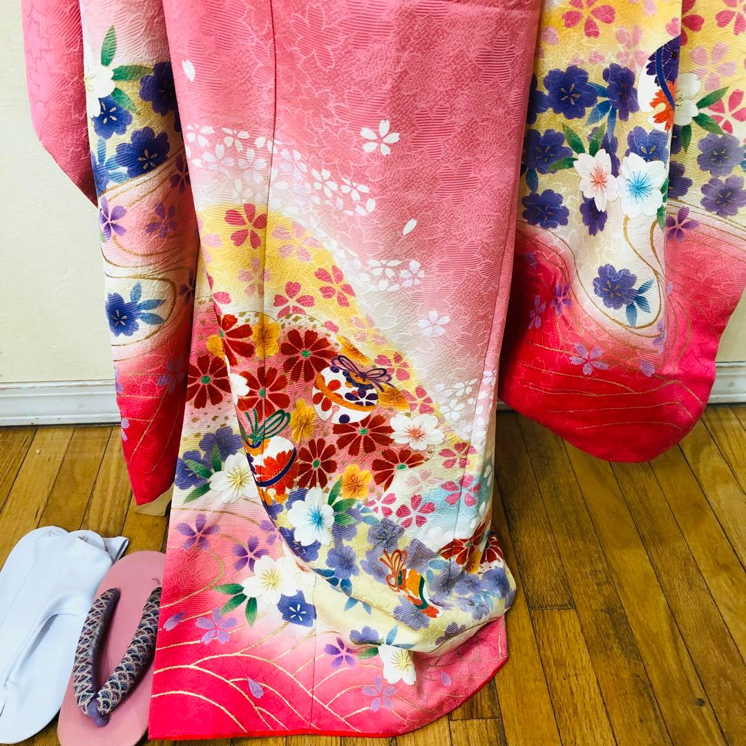七五三7歳正絹‼️人気ピンク暈し手毬花々煌びやか際立つ⭐︎安心フルセット銘品