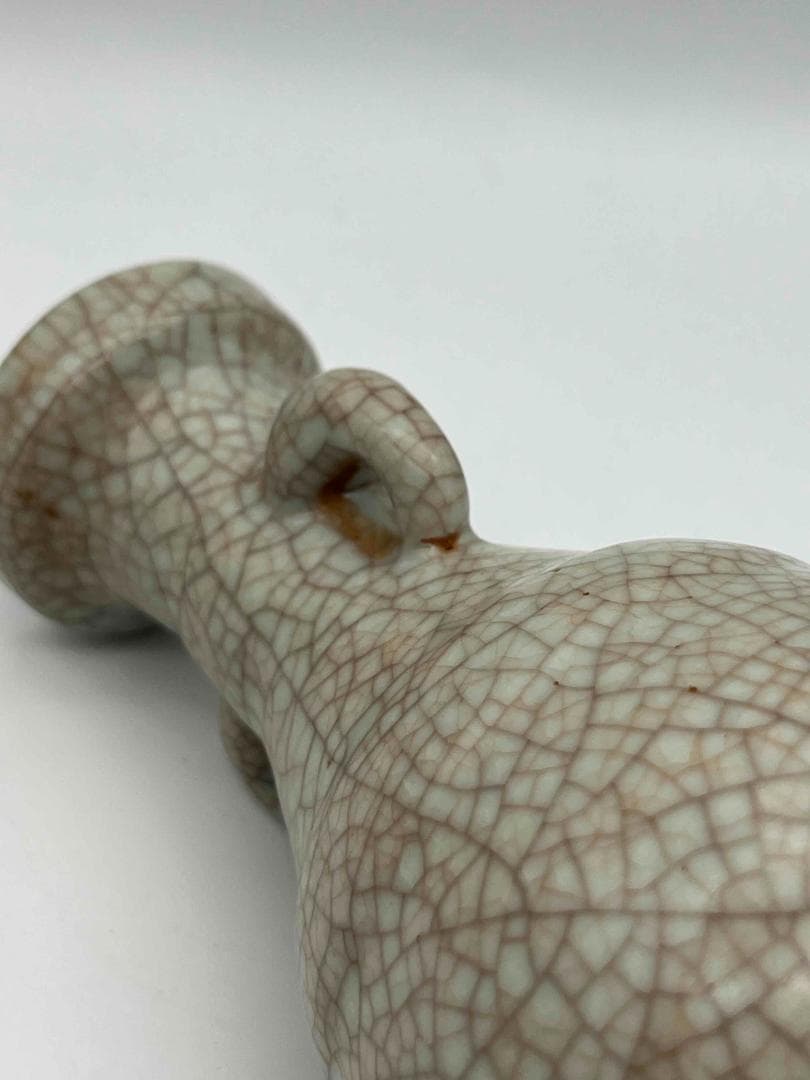 宋時代　青磁　哥窯双獸耳弦文盤口瓶　【旧家蔵出し】花瓶 水注 花入れ(A-57)