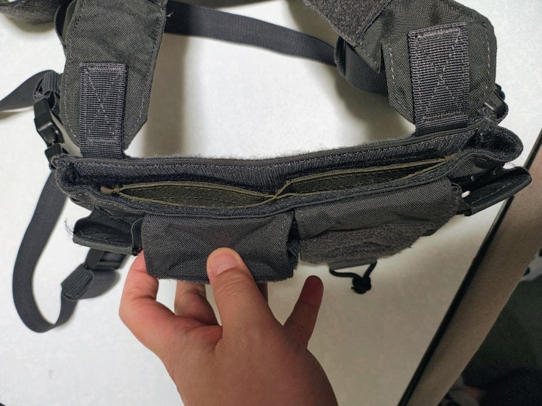 個人装備 HELIKON-TEX COMPETITION MULTIGUN RIG