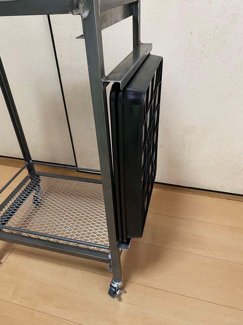 アイアンシェルフ　植物棚　インダストリアル 多肉植物　アガベ