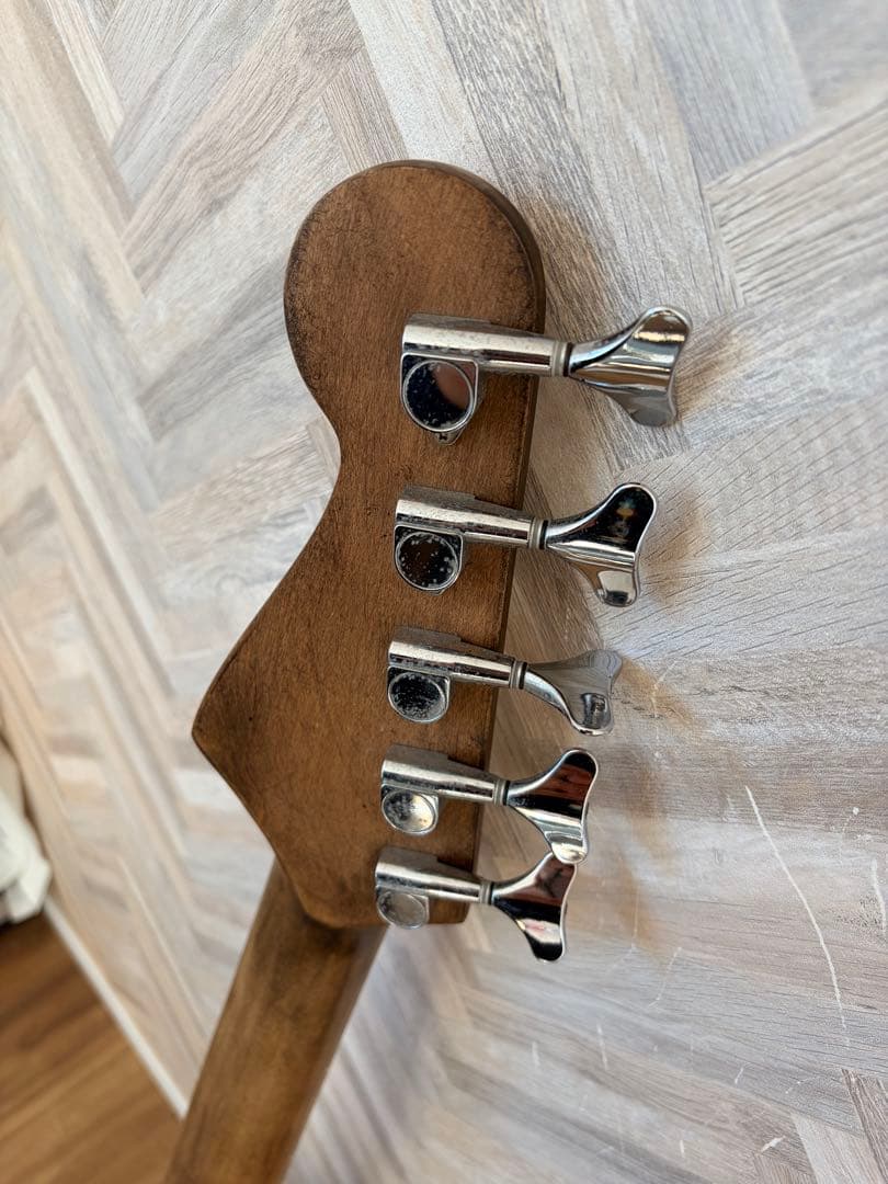 Squier Affinity Jazz Bass V カスタム品 ダンカン搭載