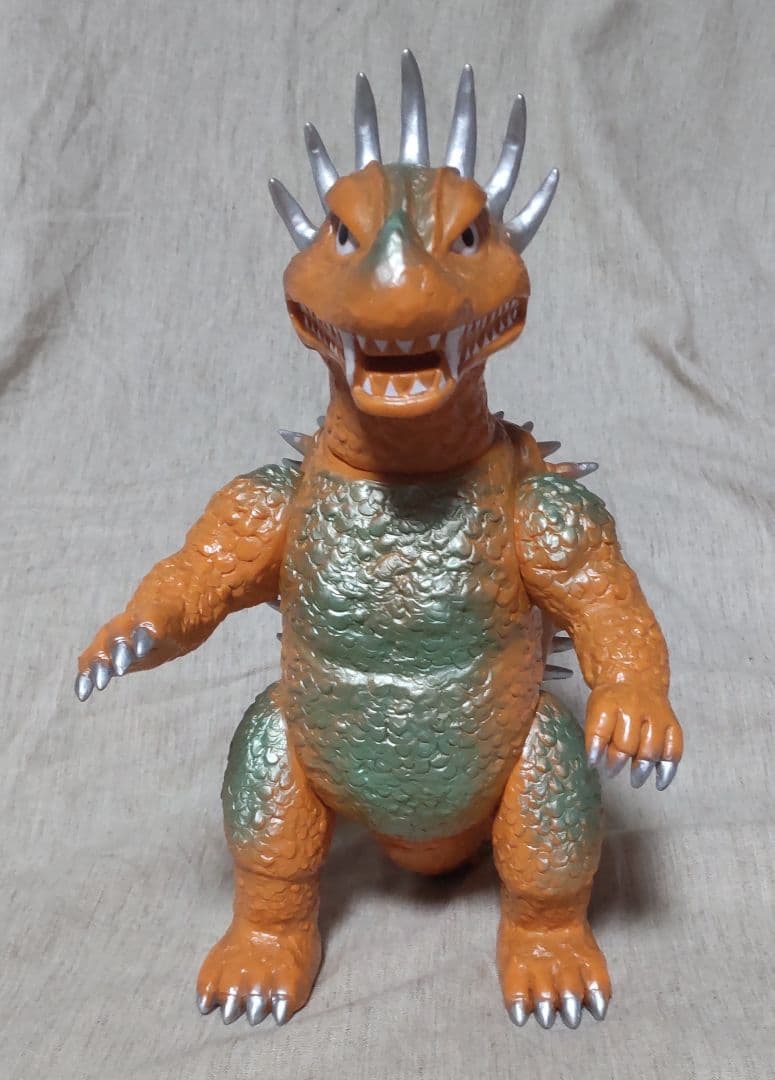 マーミット ビニパラ 初代アンギラス