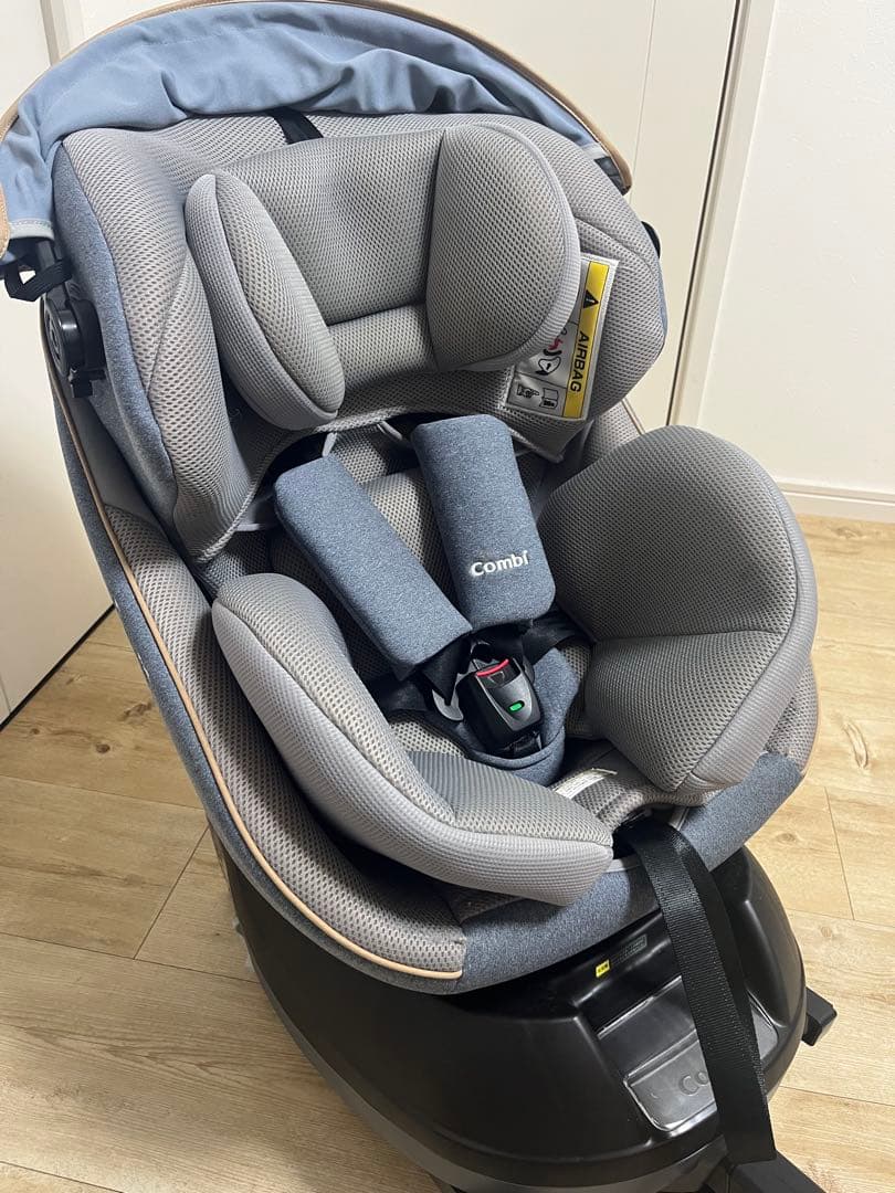 お年玉セール Combi ISOFIX エッグショック チャイルドシート