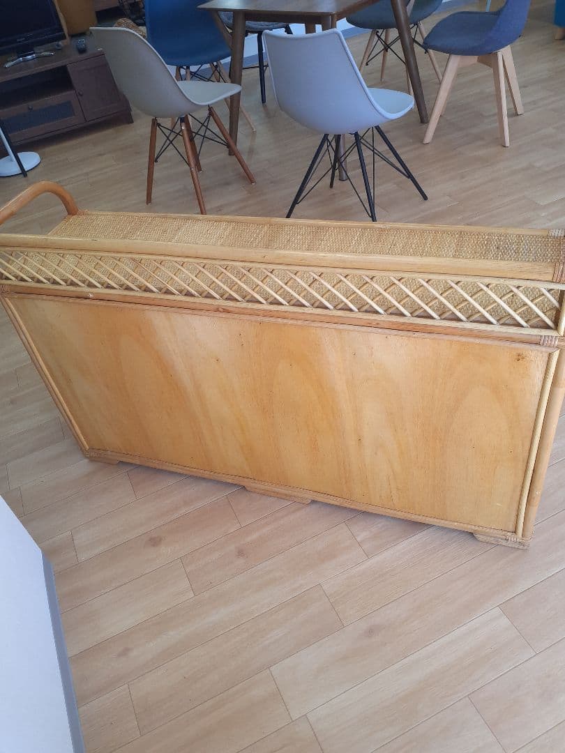 ナチュラルラタンキャビネット