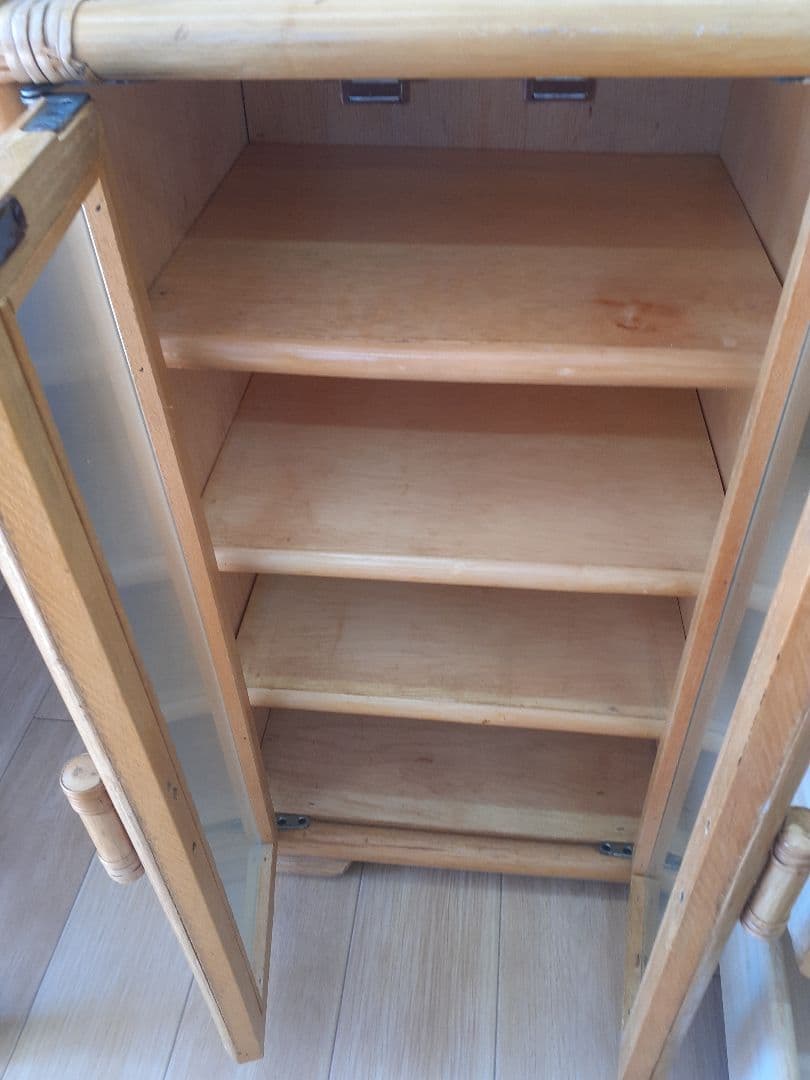 ナチュラルラタンキャビネット