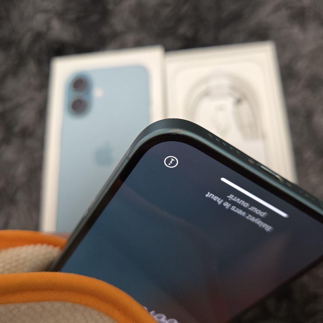 か*ん様 SIMフリー iPhone 16 256GB ティール